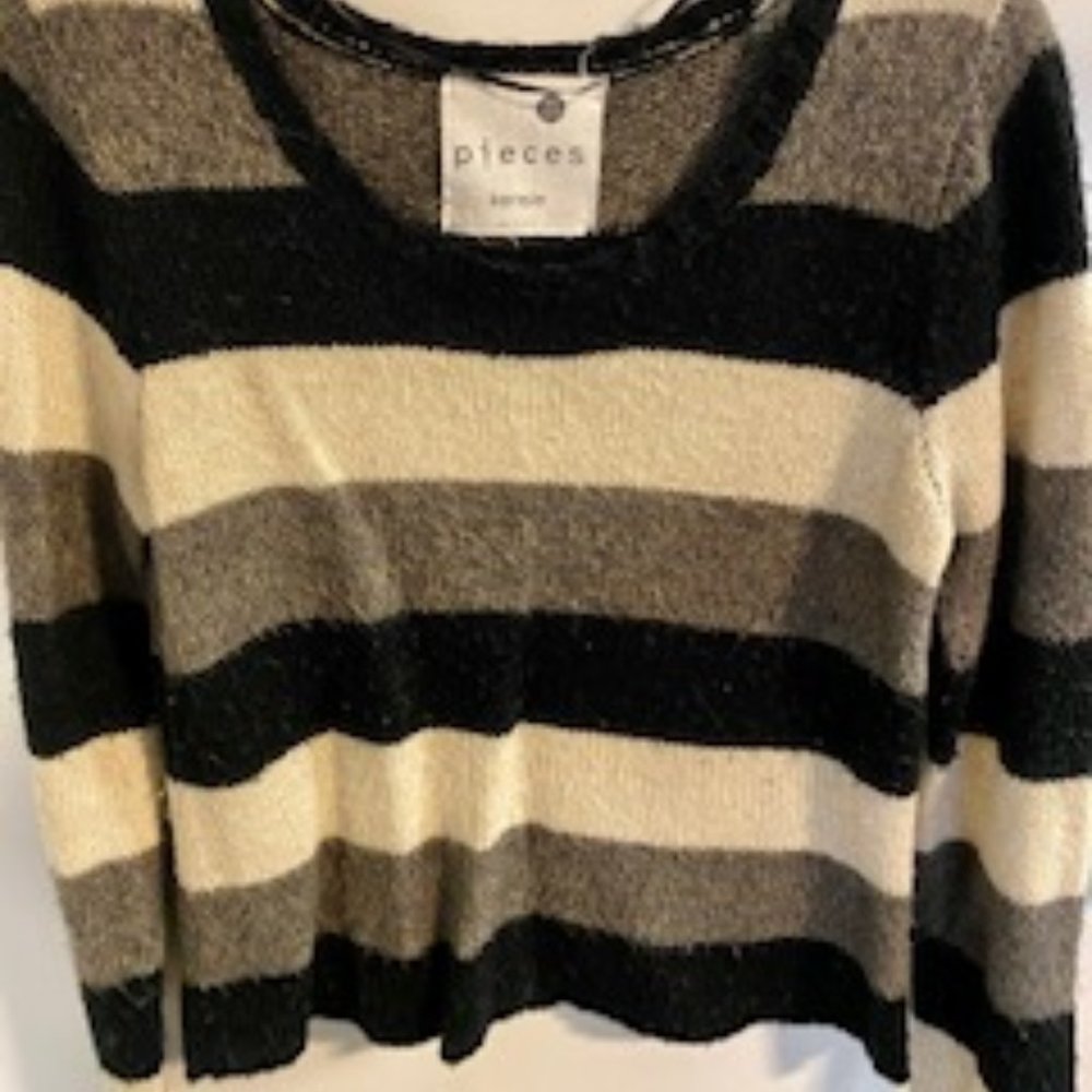 Kensie Stripped Sweater